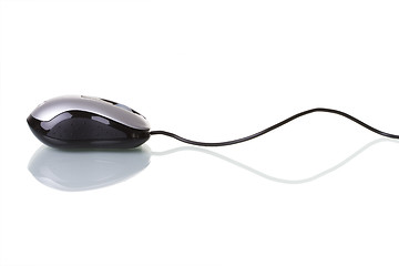 Image showing Mouse device isolated with reflection