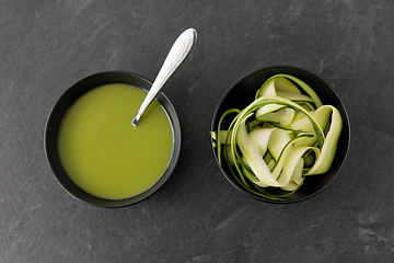 Image showing peeled or sliced zucchini and cream soup in bowl