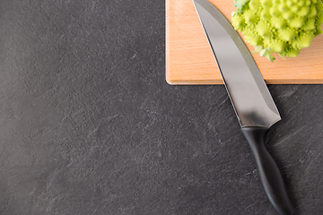 Image showing romanesco broccoli and knife on cutting board