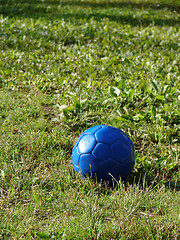 Image showing Blue ball 