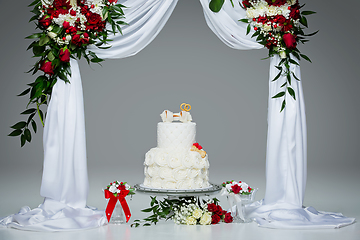 Image showing cake with bone for dog wedding