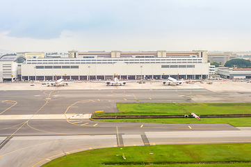 Image showing Airplanes by Changi international airport