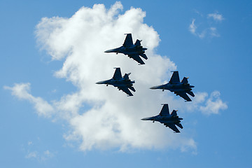 Image showing Aerobatic group 