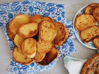 Image showing Fried slices of white bread.