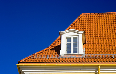 Image showing Tiled roof and one window