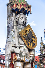 Image showing The Bremen Roland statue in the market square