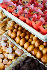 Image showing variety of baked goods, bakery, photo icon for basic food, freshness and variety of goods