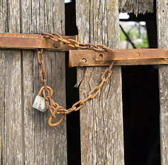 Image showing Lock on the door