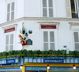 Image showing Hot air balloon sculpture above a cafe in Paris