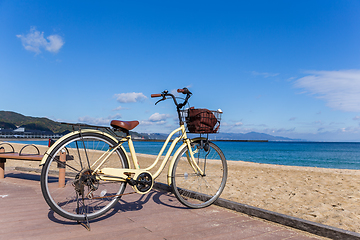 Image showing Bike with seaside