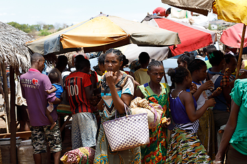 Image showing Malagasy peoples on big colorful rural Madagascar marketplace