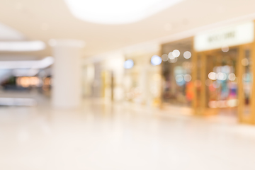 Image showing Blurred shopping mall background