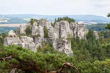 Image showing sandstone rocks near Valdstejn gothic castle