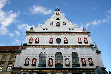 Image showing Schönes Haus   Beautiful House 