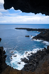 Image showing Cliffs and pacific ocean landscape vue from Ana Kakenga cave in 