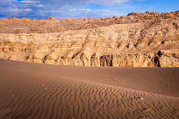 Image showing Sand dunes in Valle de la Luna, San Pedro de Atacama, Chile