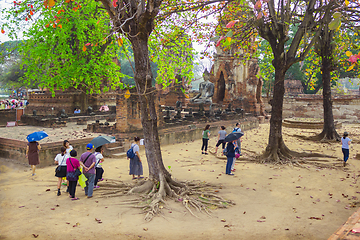 Image showing Tourists on tours to Ayuttaya