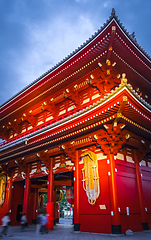 Image showing Kaminarimon gate and Lantern, Senso-ji temple, Tokyo, Japan