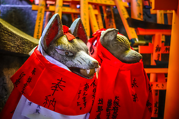 Image showing Fox statues at Fushimi Inari Taisha, Kyoto, Japan