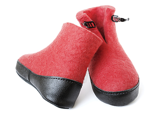 Image showing Pair felt boot bright red color with an iron clasp