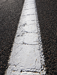 Image showing asphalt road and white line