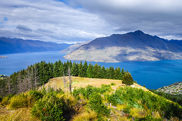 Image showing Lake Wakatipu and Queenstown, New Zealand