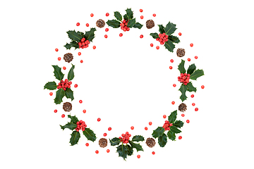 Image showing Natural Holly Berry & Pine Cone Wreath 