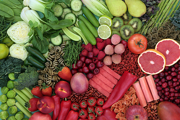 Image showing Red and Green High Fibre Food for Gut Health