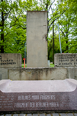 Image showing Fragment of Berlin wall