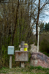 Image showing Rural mailbox at the big stone. 