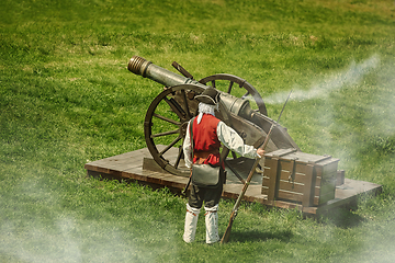 Image showing The Cannon is Ready to Shoot