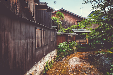 Image showing Traditional japanese houses on Shirakawa river, Gion district, K