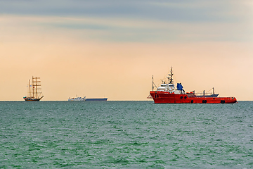 Image showing Anchor Handling Vessel