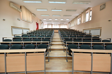 Image showing empty classroom