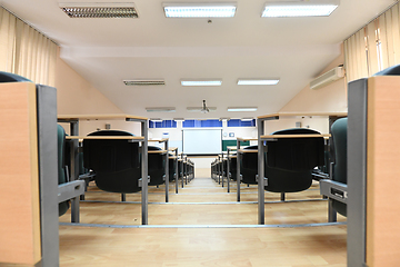 Image showing empty classroom