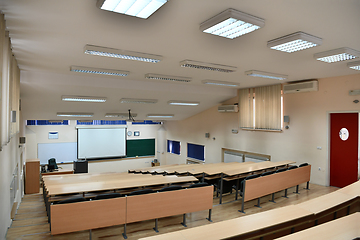 Image showing empty classroom