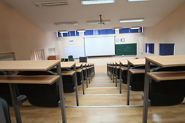 Image showing empty classroom