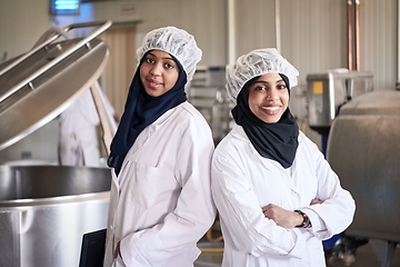 Image showing business woman team in local cheese production company