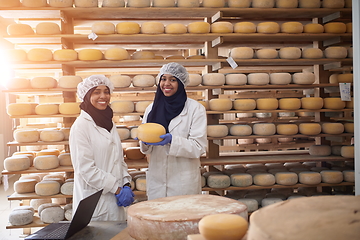 Image showing business woman team in local cheese production company