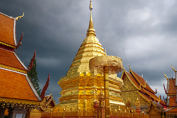 Image showing Wat Doi Suthep golden stupa, Chiang Mai, Thailand