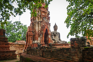 Image showing Buddha statue in Wat Mahathat, Ayutthaya, Thailand