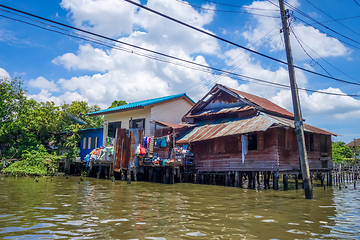 Image showing Traditional houses on Khlong, Bangkok, Thailand