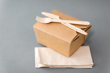 Image showing disposable paper box for takeaway food