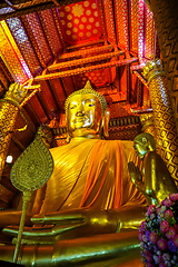 Image showing Gold Buddha statue, Wat Phanan Choeng, Ayutthaya, Thailand