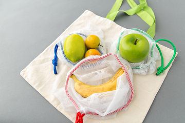 Image showing reusable shopping bags for food with fruits