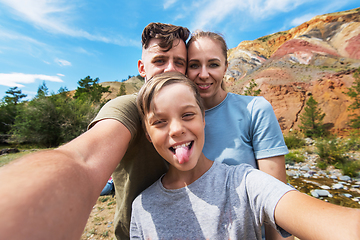 Image showing Selfie of family in mountain