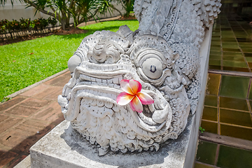 Image showing Dragon statue, Wat Chedi Luang temple big Stupa, Chiang Mai, Tha