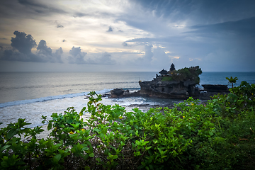 Image showing Pura Tanah Lot temple at sunset, Bali, Indonesia