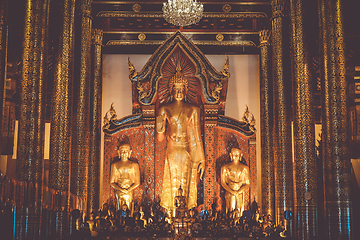 Image showing Buddha statue, Wat Chedi Luang temple, Chiang Mai, Thailand