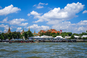 Image showing Grand Palace and Chao Praya river, Bangkok, Thailand